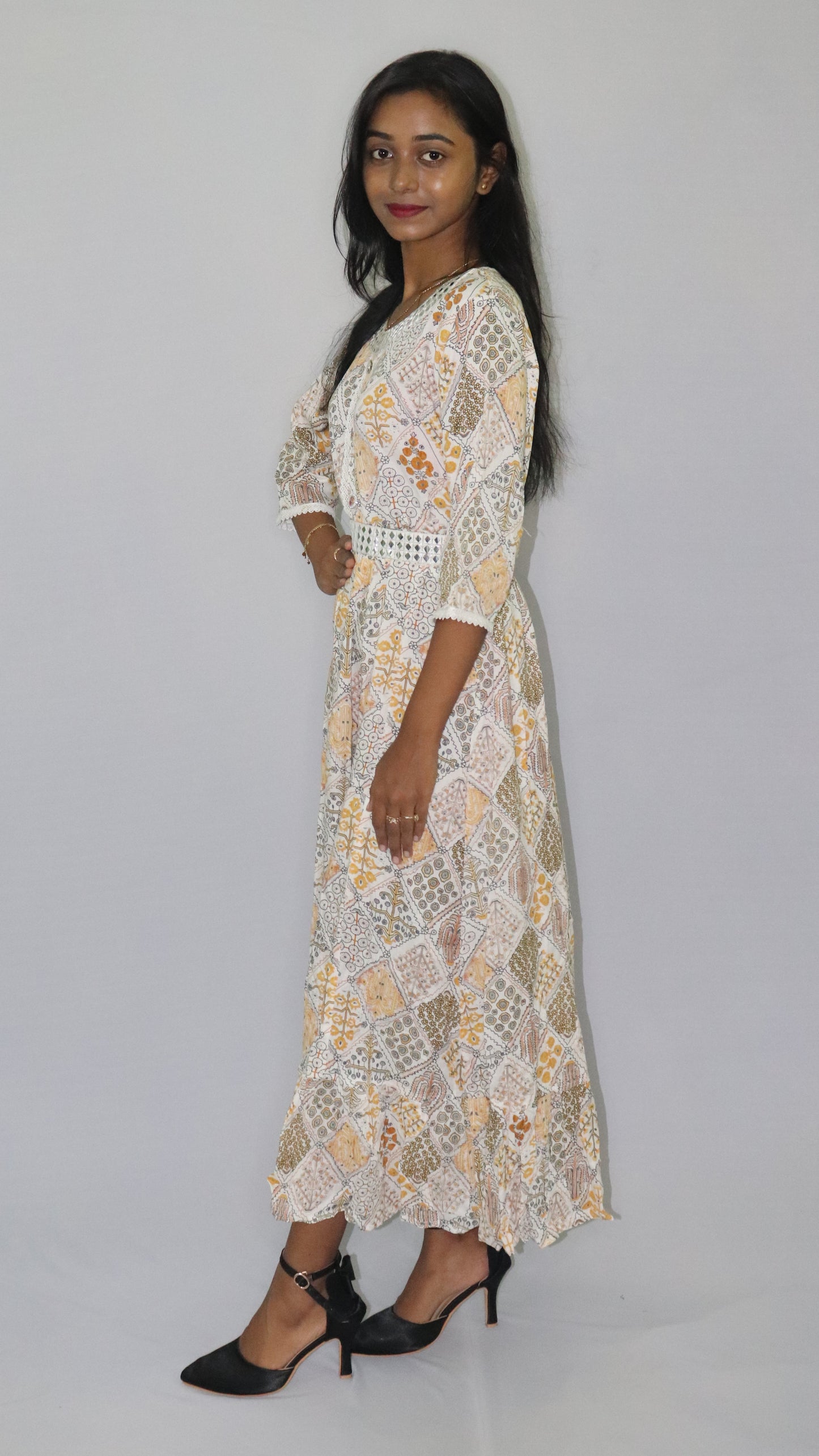 ATIMADE Women's White Printed Floral Long Kurti