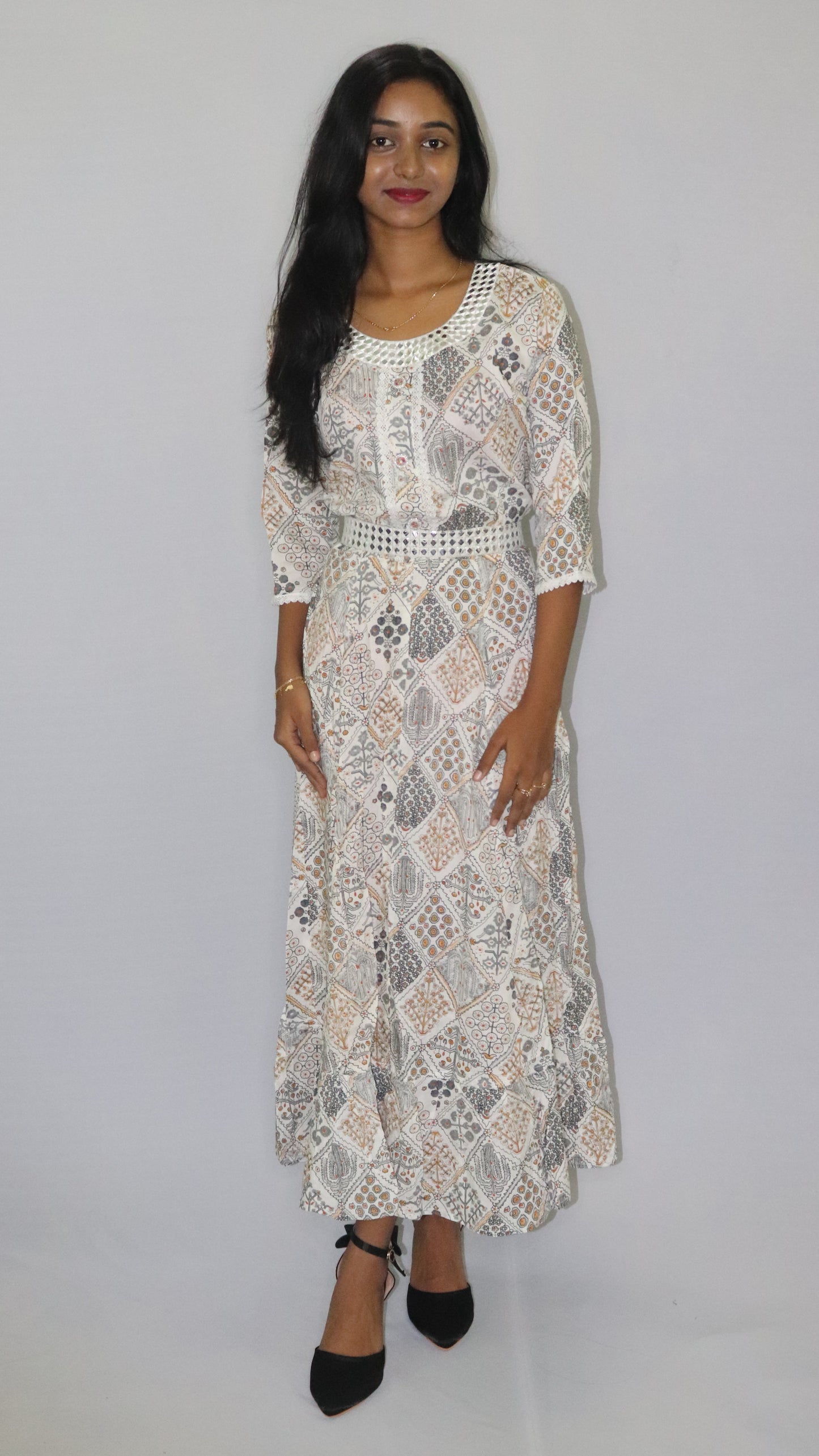 ATIMADE Women's White Printed Floral Long Kurti