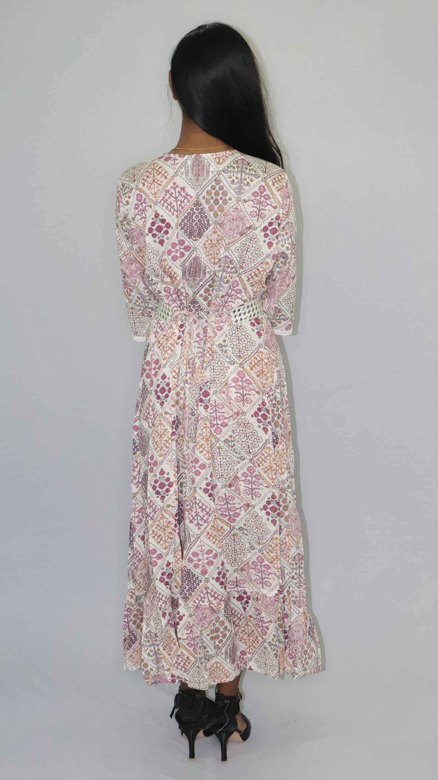 ATIMADE Women's White Printed Floral Long Kurti