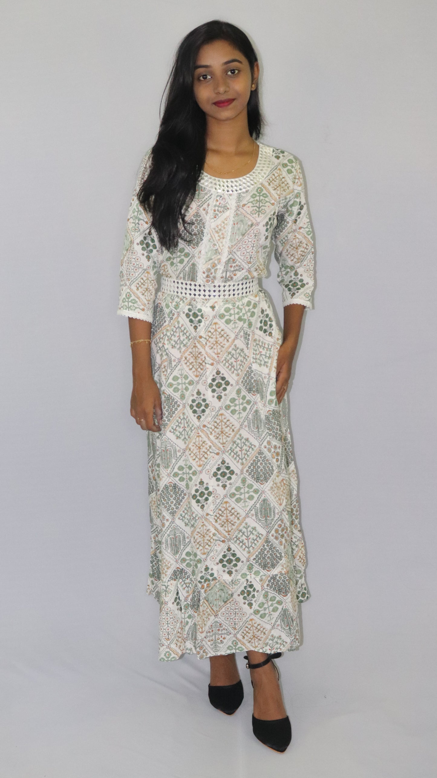 ATIMADE Women's White Printed Floral Long Kurti