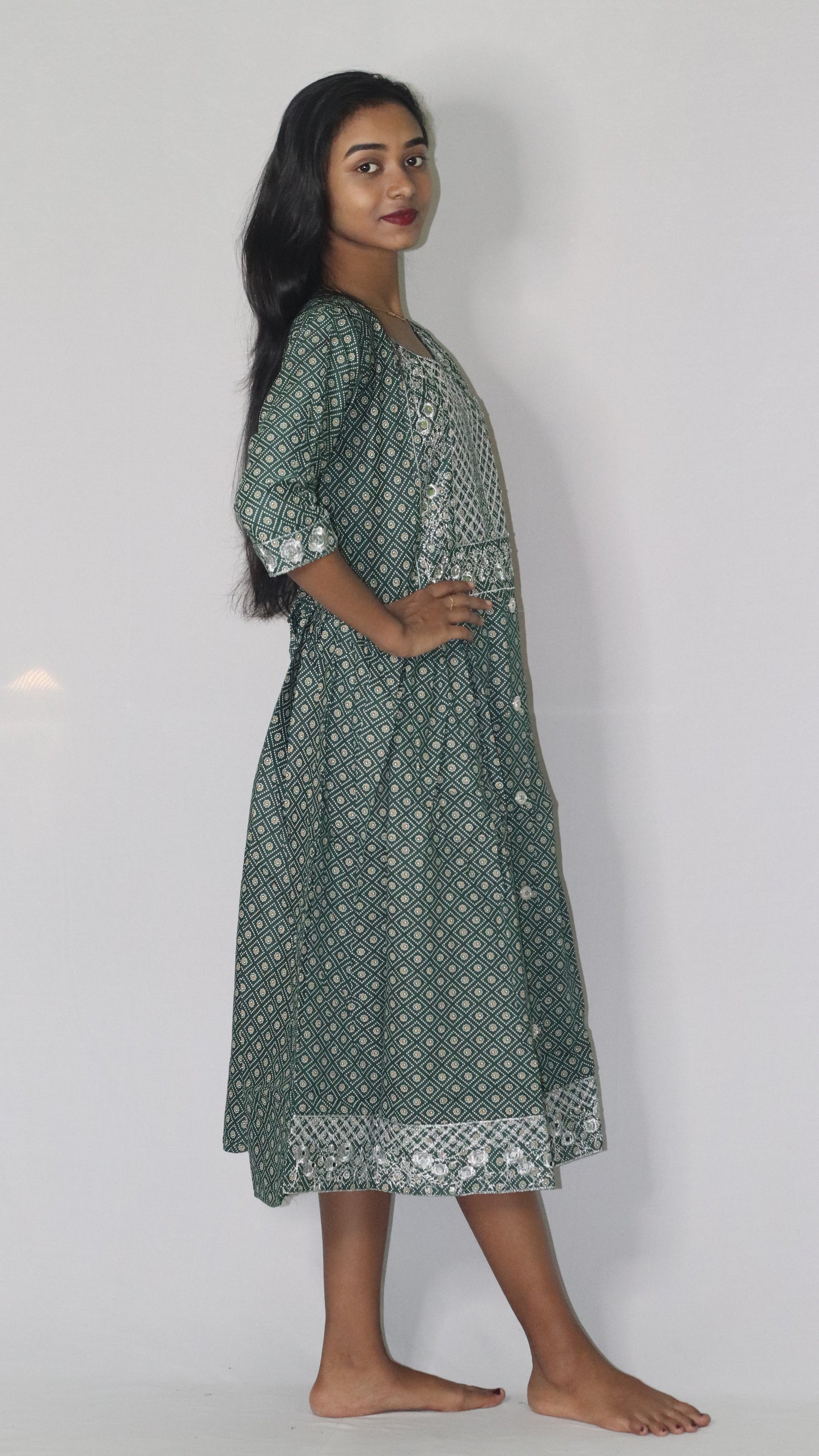 Women Printed Embroidery Cotton Blend Rayon Green Anarkali Kurti