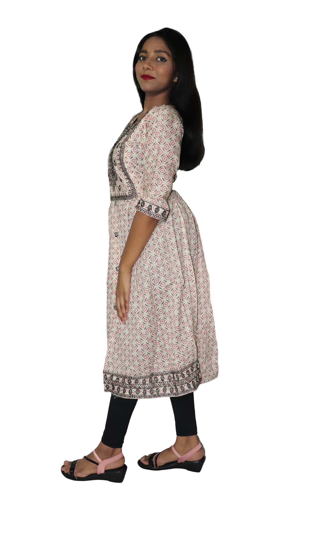 ATIMADE Embroidered Short Kurti