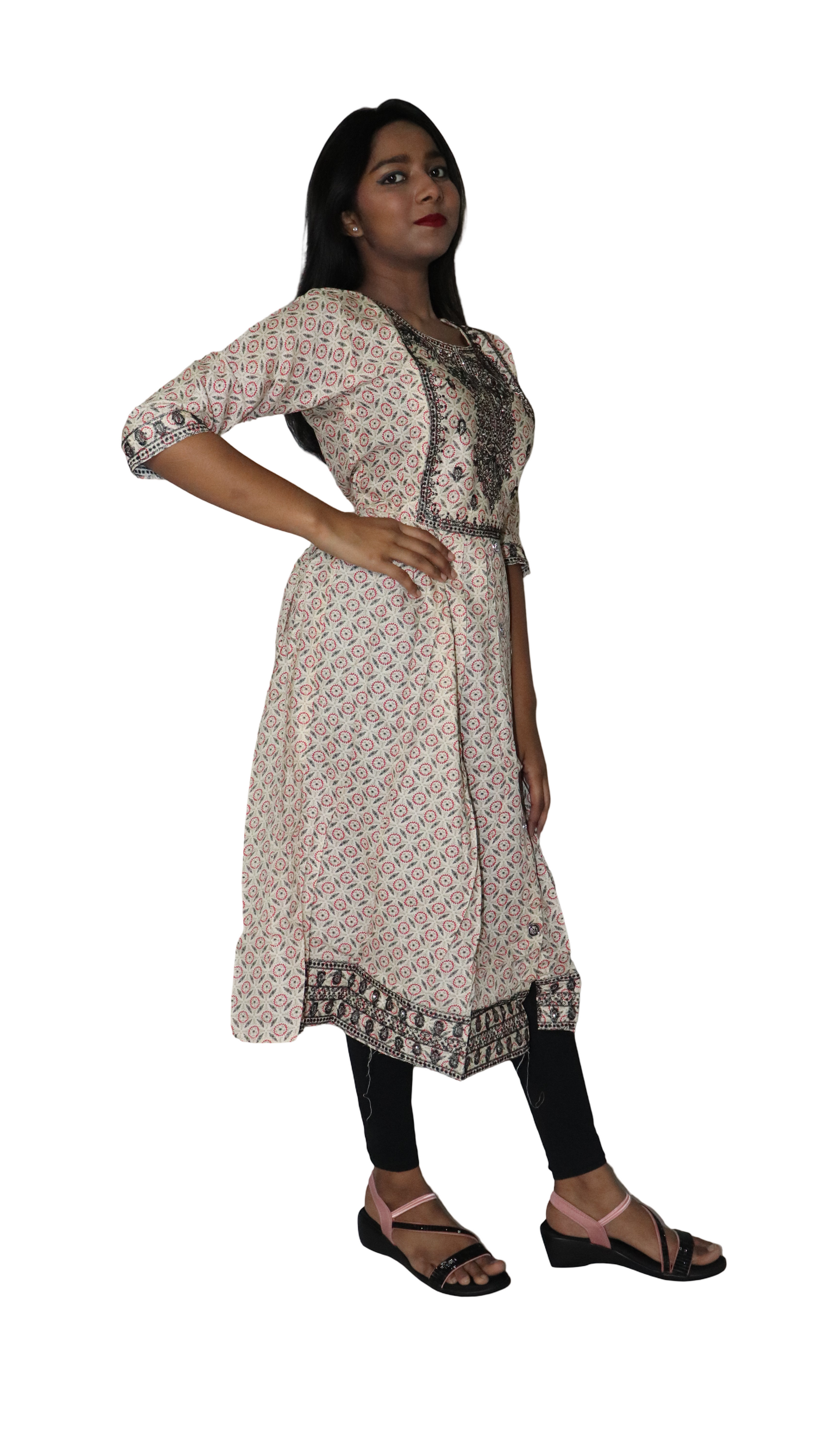 ATIMADE Embroidered Short Kurti