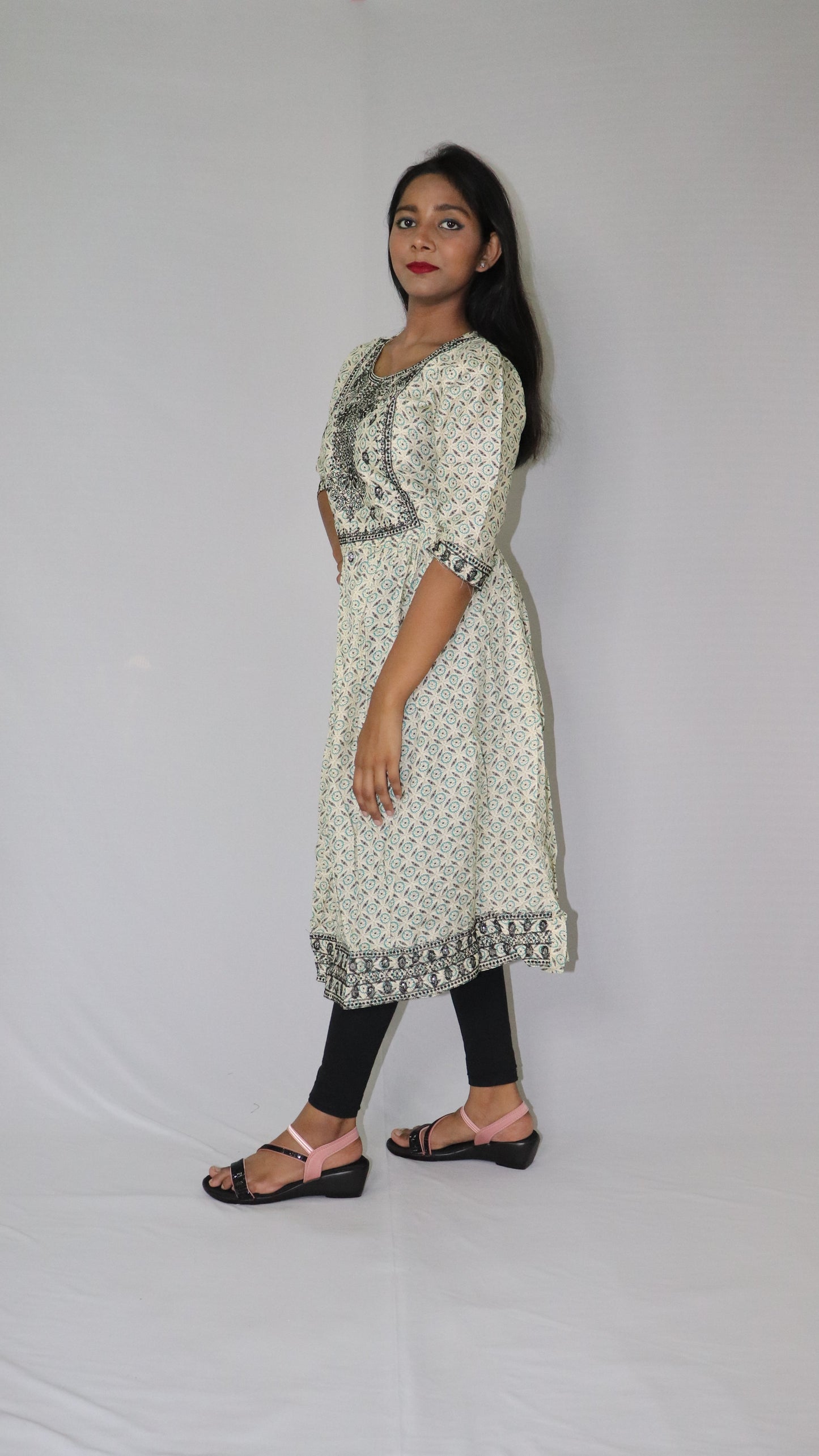 Women Printed Embroidery Cotton Blend Rayon White (Base- Deep Green) Anarkali Kurti