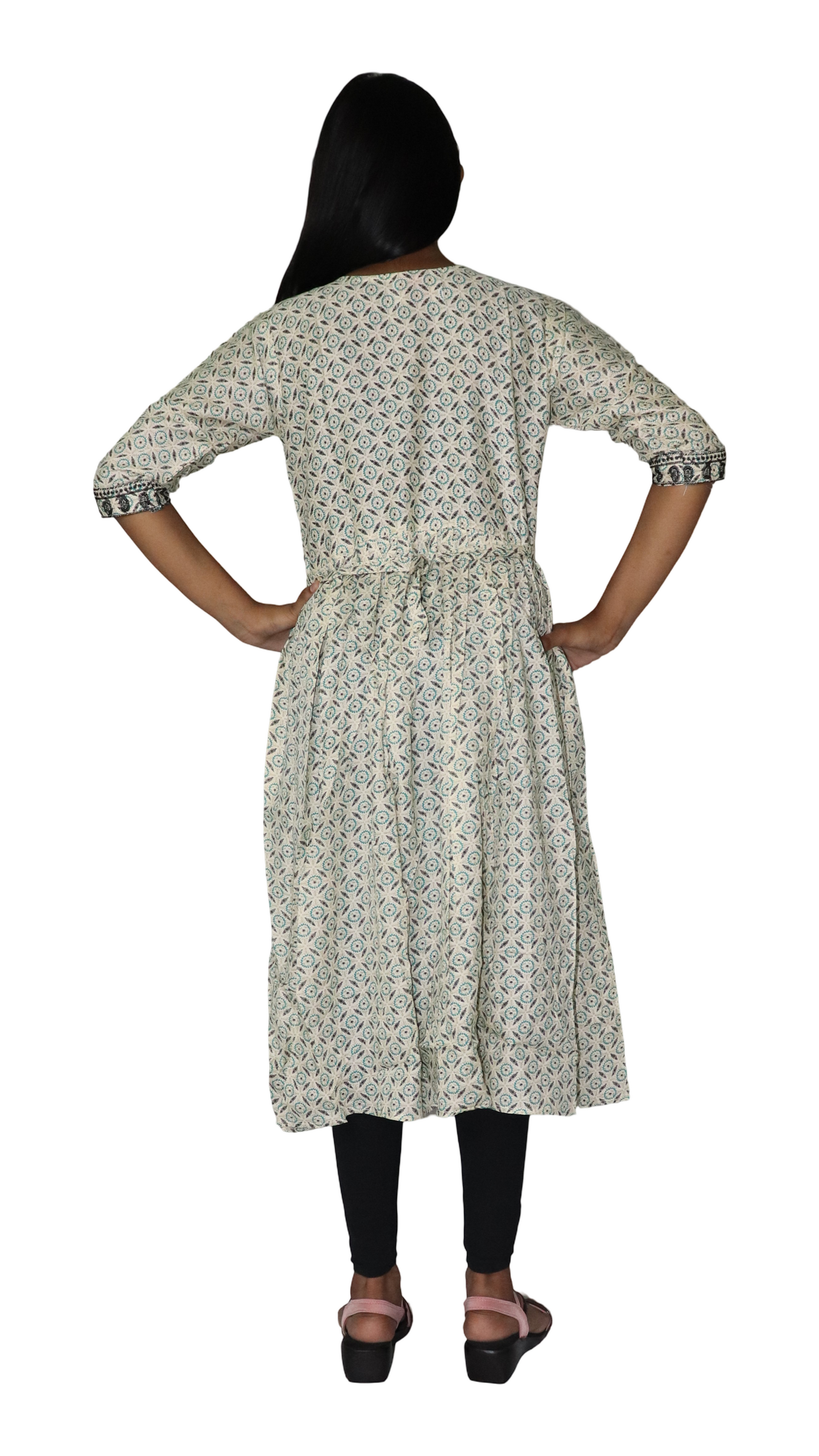 ATIMADE Embroidered Short Kurti
