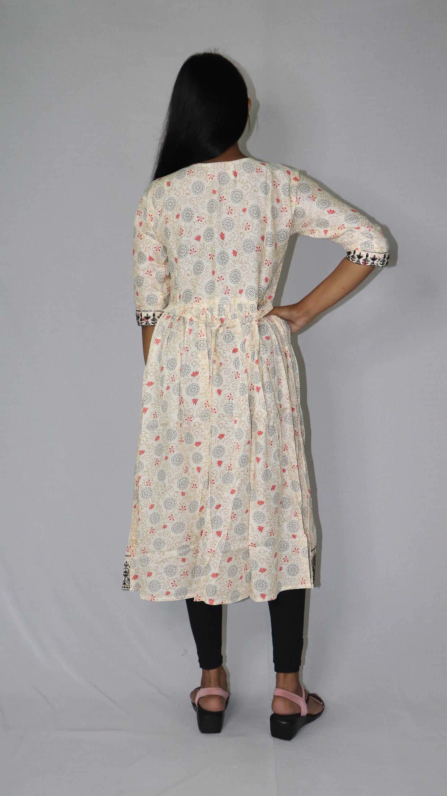 Women Printed Embroidery Cotton Blend Rayon White (Base- Deep Pink) Anarkali Kurti