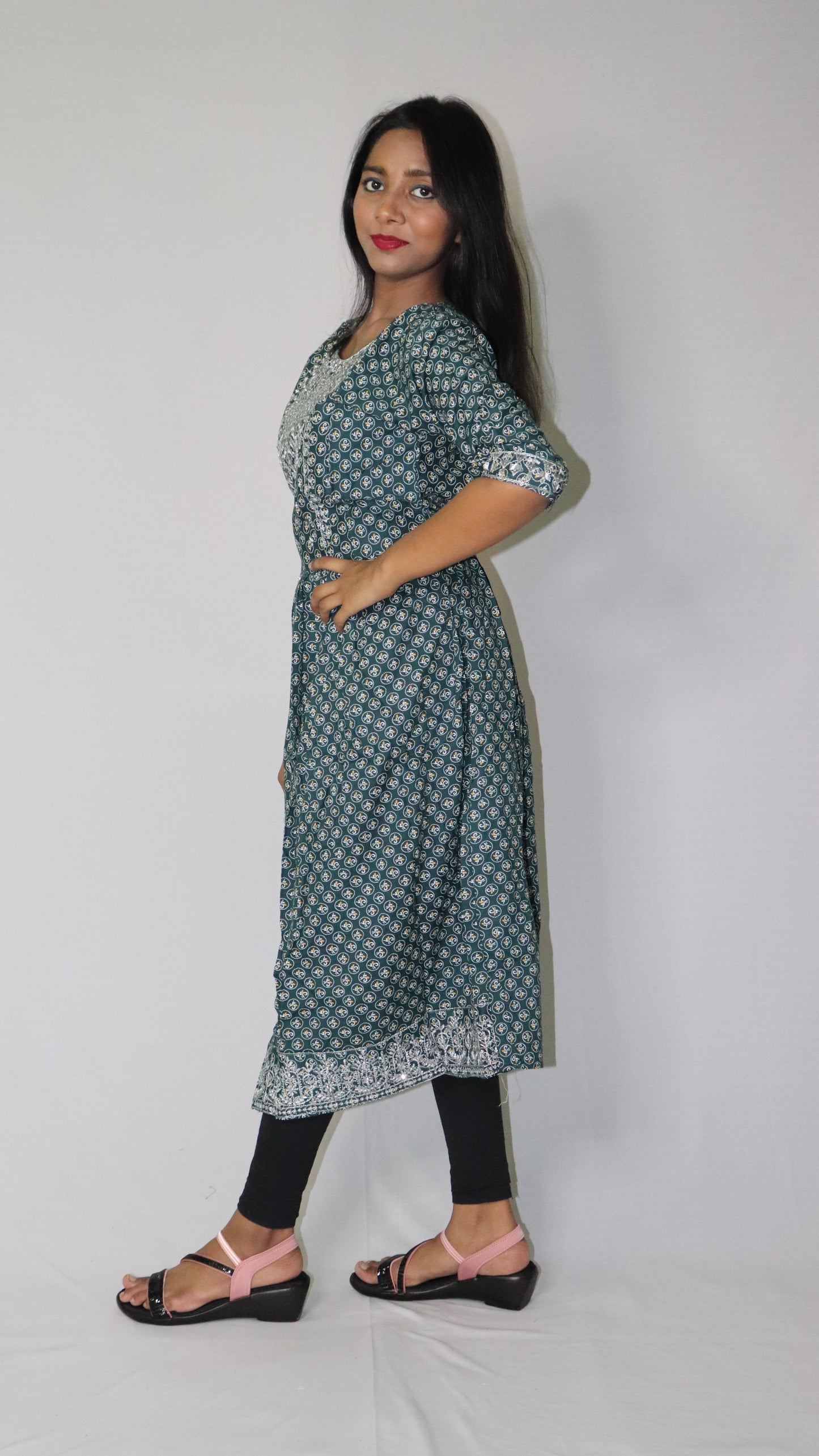 Women Printed Embroidery Cotton Blend Rayon Deep Green Anarkali Kurti